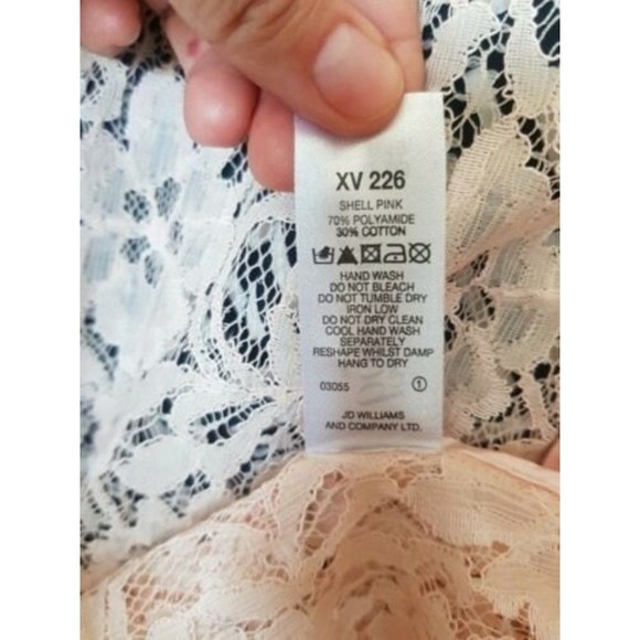 Changes Boutique Lace Top Cardigan Bridal Wedding guest Mom - Picture 11 of 12